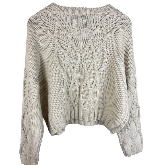 Lush Chunky Cable Knit Oversized Cropped Sweater in Cream Size Medium‎ - Picture 6 of 10